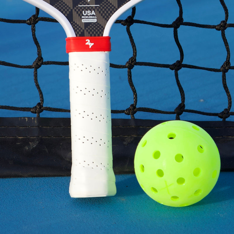 Tennis-Style Handle